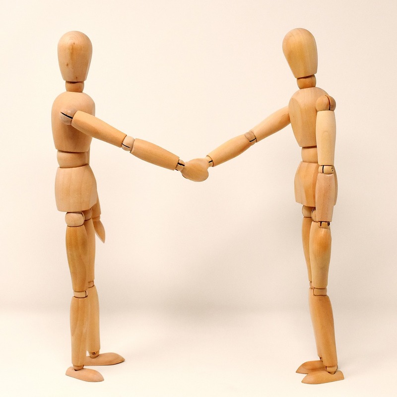 shake-hands-g2710f6db1_1920